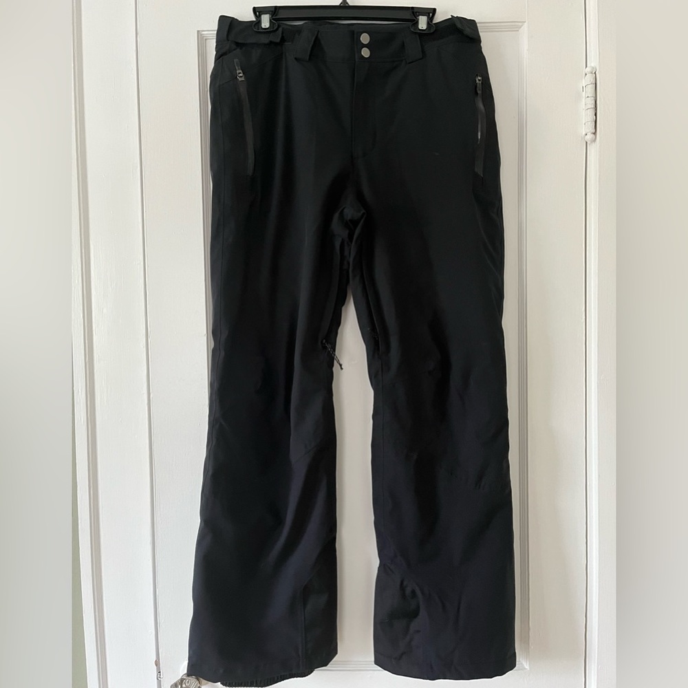 Columbia snow pants men’s size medium.